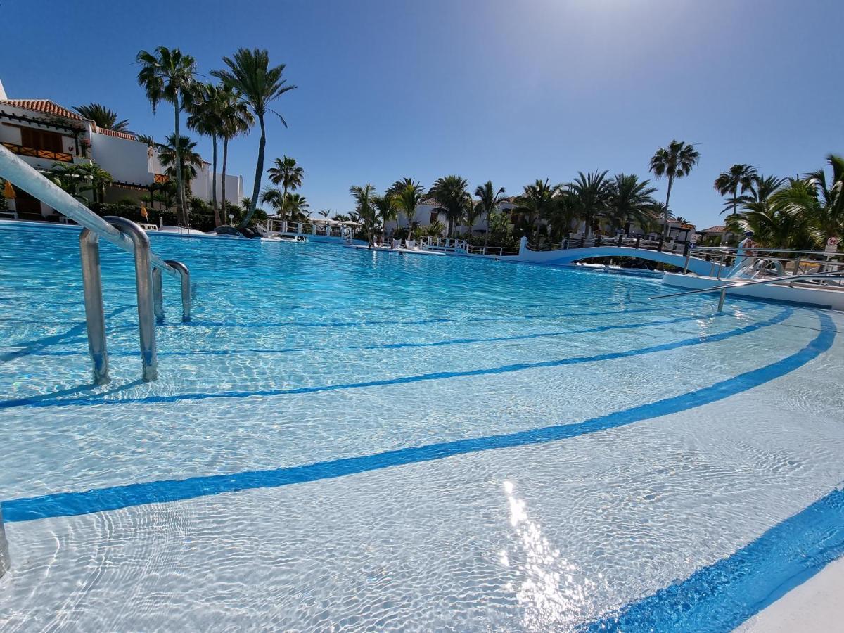 بلايا ذي لاس أميريكاس Studio No 2 Just 100 To Beach And Sea, Large Terrace, Heated Pool, Wifi, Aircondition For A Fee المظهر الخارجي الصورة